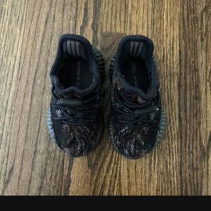 Yeezy toddle mx rock worn once size 5